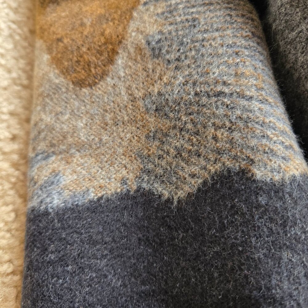 NWOT Thick and SUPER SOFT camo camouflage scarf - Picture 8 of 13
